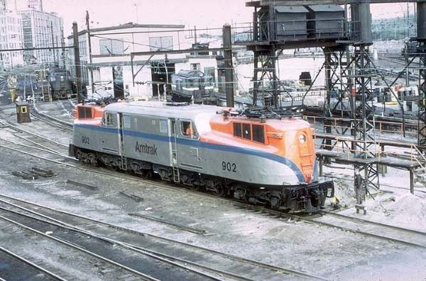 usr_m_amtrak_gg1_902_163.jpg