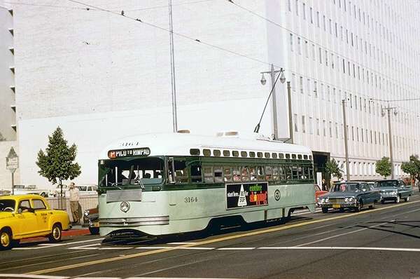 usr_m_laxhist_3164_broadway2nd_hmbmjt_389.jpg