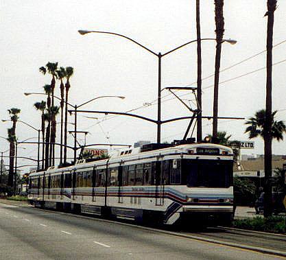 usr_m_laxmod_aline_1xx_longbeach+10th_kj_bl04.jpg