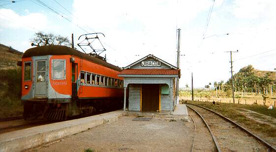 cocu_m_cuba_hershey_3006_jibacoa+station_20000325_bv_hersh09.jpg