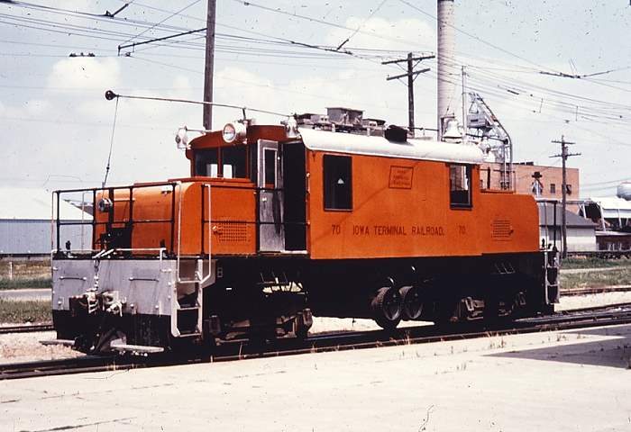 usr_m_stia_charcity_frt70_charles+city+freight+house_ss_ccw36.jpg