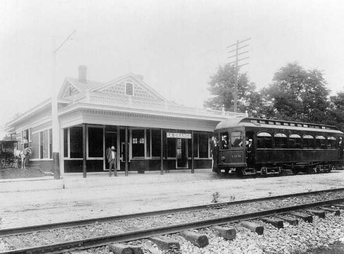 usr_m_stky_loueas_106_lagrange-interurban+station_bv_le05.jpg