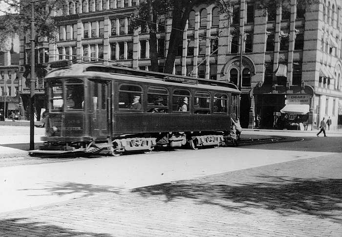 usr_m_stma_spring_104_springfield-court+square_bv_ssr12.jpg