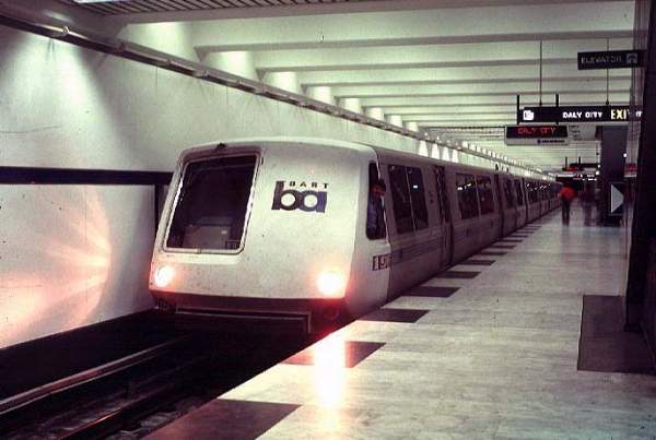 usr_m_sfo_bart156_sf116.jpg